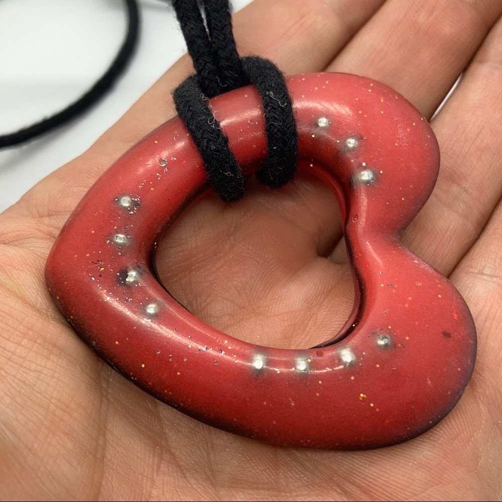 “Heart Rise” Vessel Heart Talisman - Picture 1 of 15